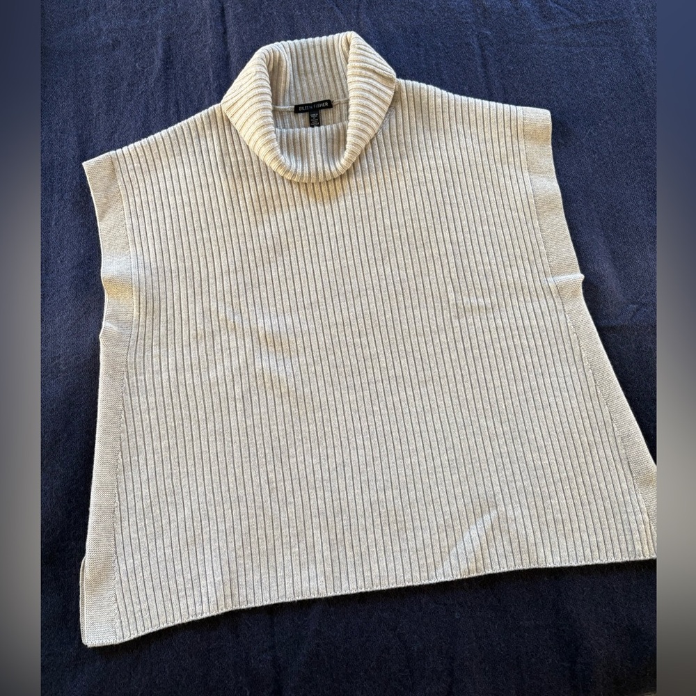 EILEEN FISHER pure merino wool top, S, like new